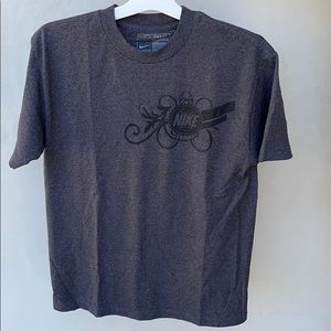 Nike T shirt